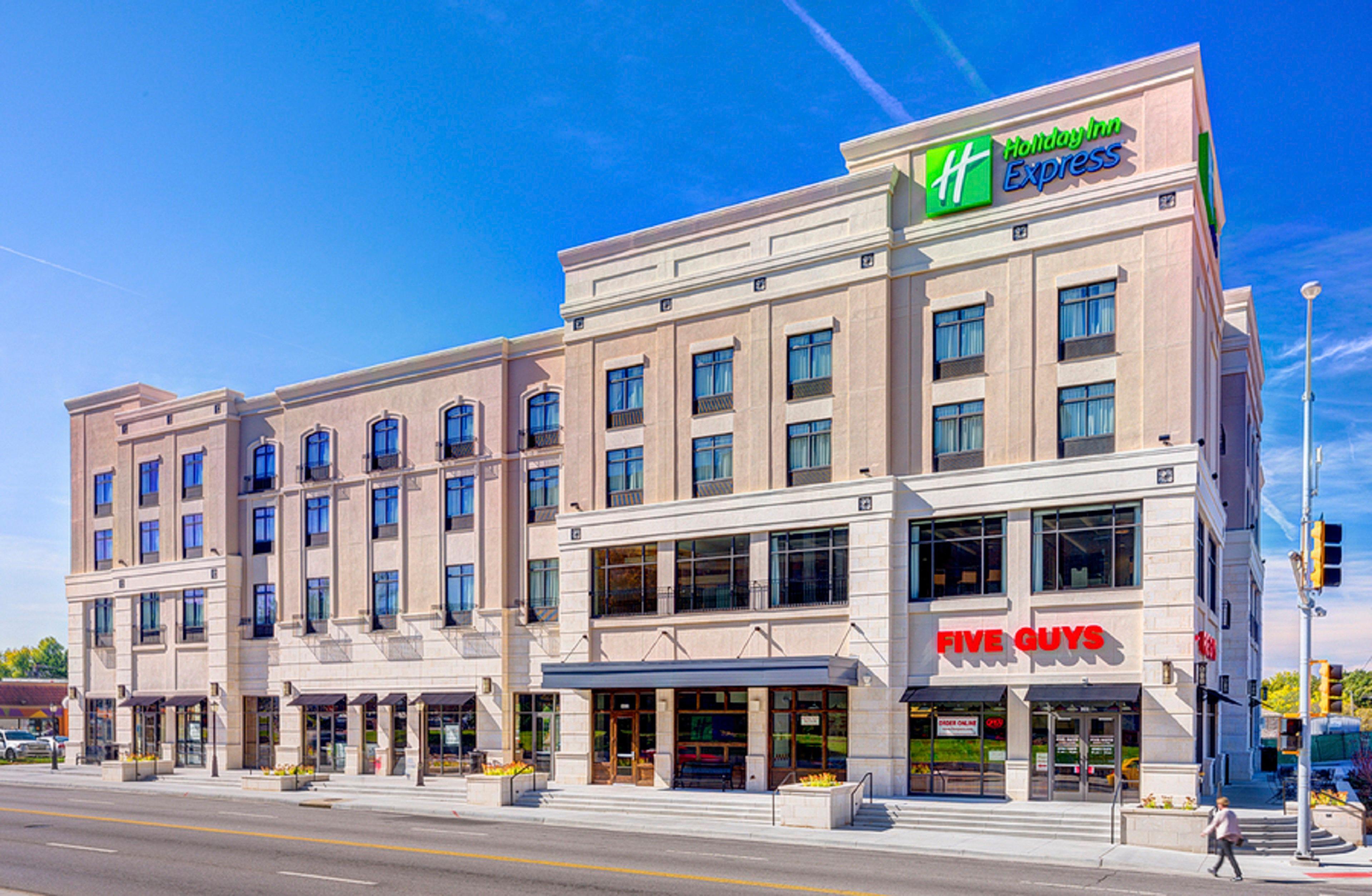 Holiday Inn Express & Suites - Kansas City Ku Medical Center, An Ihg Hotel Exterior photo